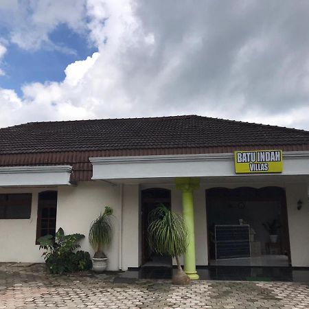 Villa & Guest House Batu Indah Exterior foto